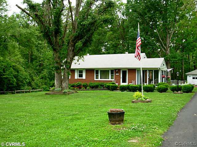 6206 La France Road Sandston, VA 23150 - Photo 1 of 12 Exterior Front