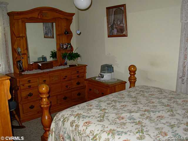 6206 La France Road Sandston, VA 23150 - Photo 8 of 12 Master Bedroom