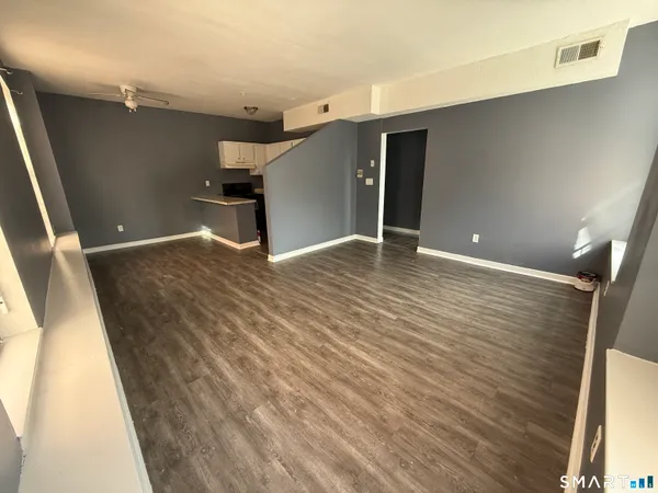 $109,900 | 31-33 Wethersfield Avenue, Unit I, Hartford, CT 06114