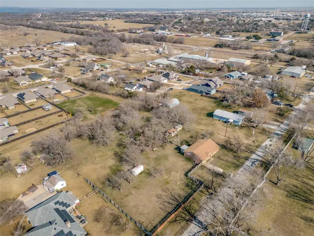 $200,000 | 500/504 Eddleman Street, Pilot Point, TX 76258