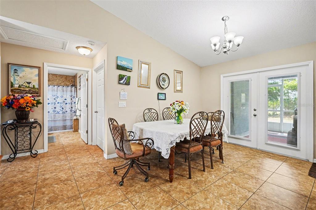 3147 Sydney Dover Road Dover, FL 33527 - Photo 11 of 26