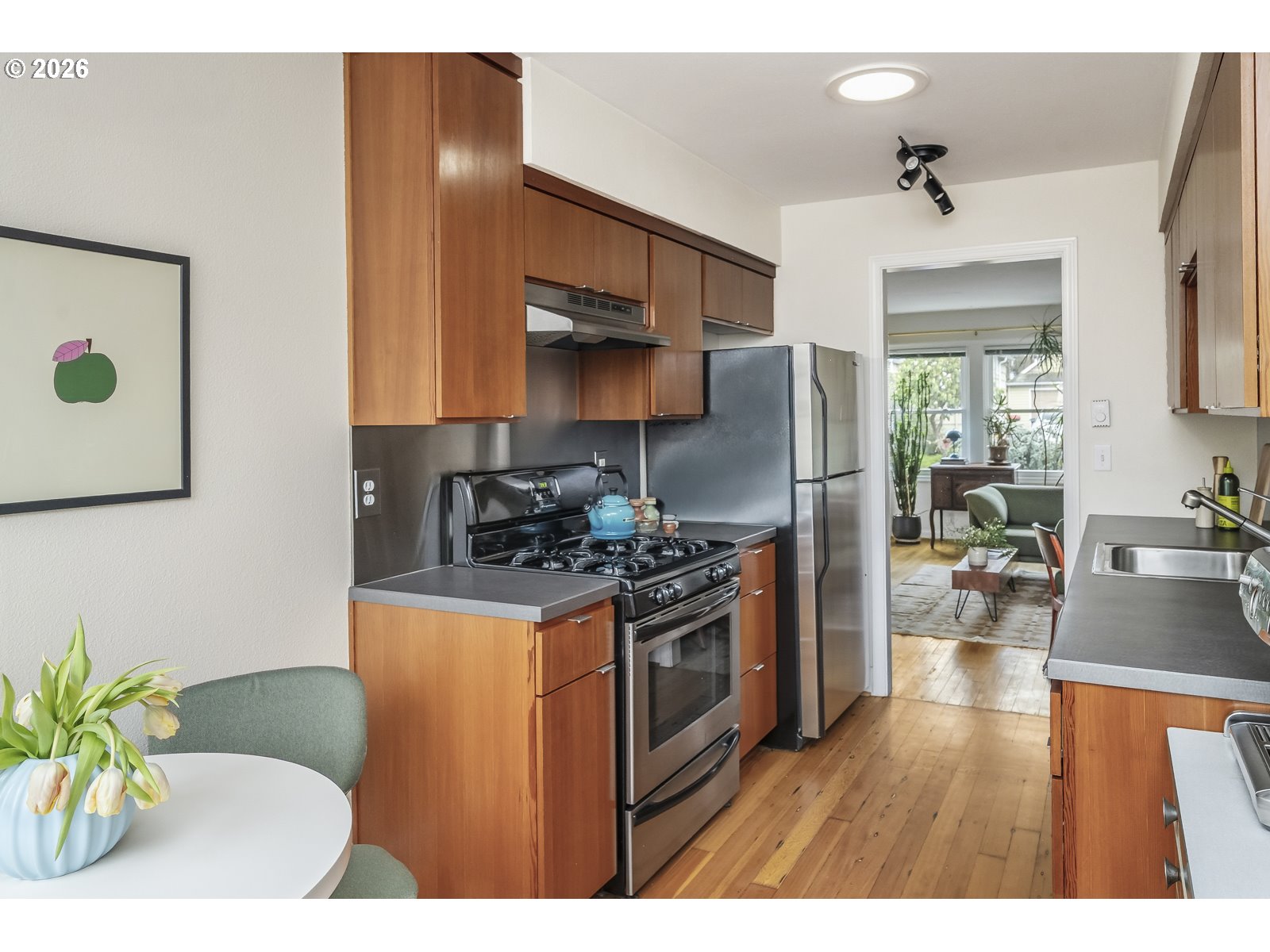 1011 Northeast Emerson Street Portland, OR 97211 - Photo 14 of 35