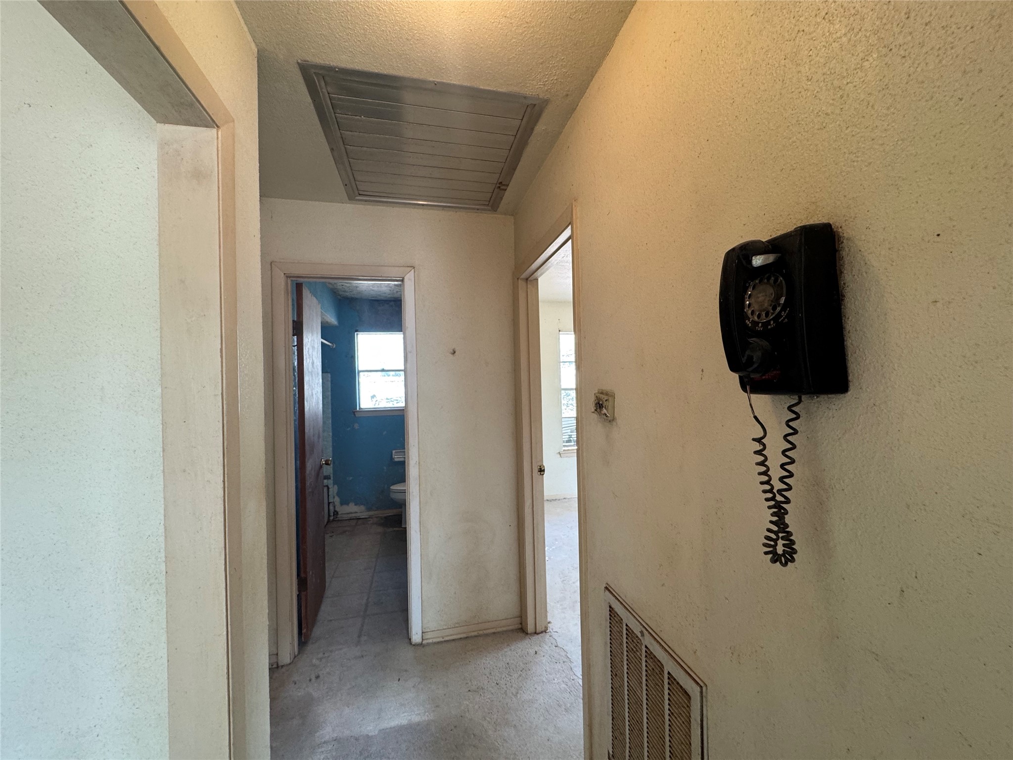 317 Bob Wills Road Livingston, TX 77351 - Photo 16 of 24 a view of a hallway with closet