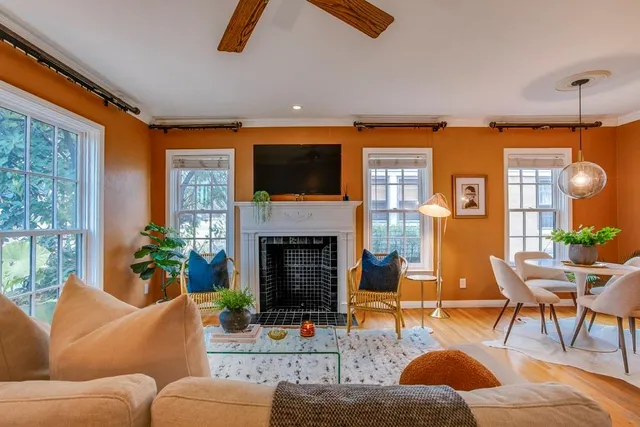 $379,000 | 2519 West 10th Street, Dallas, TX 75211