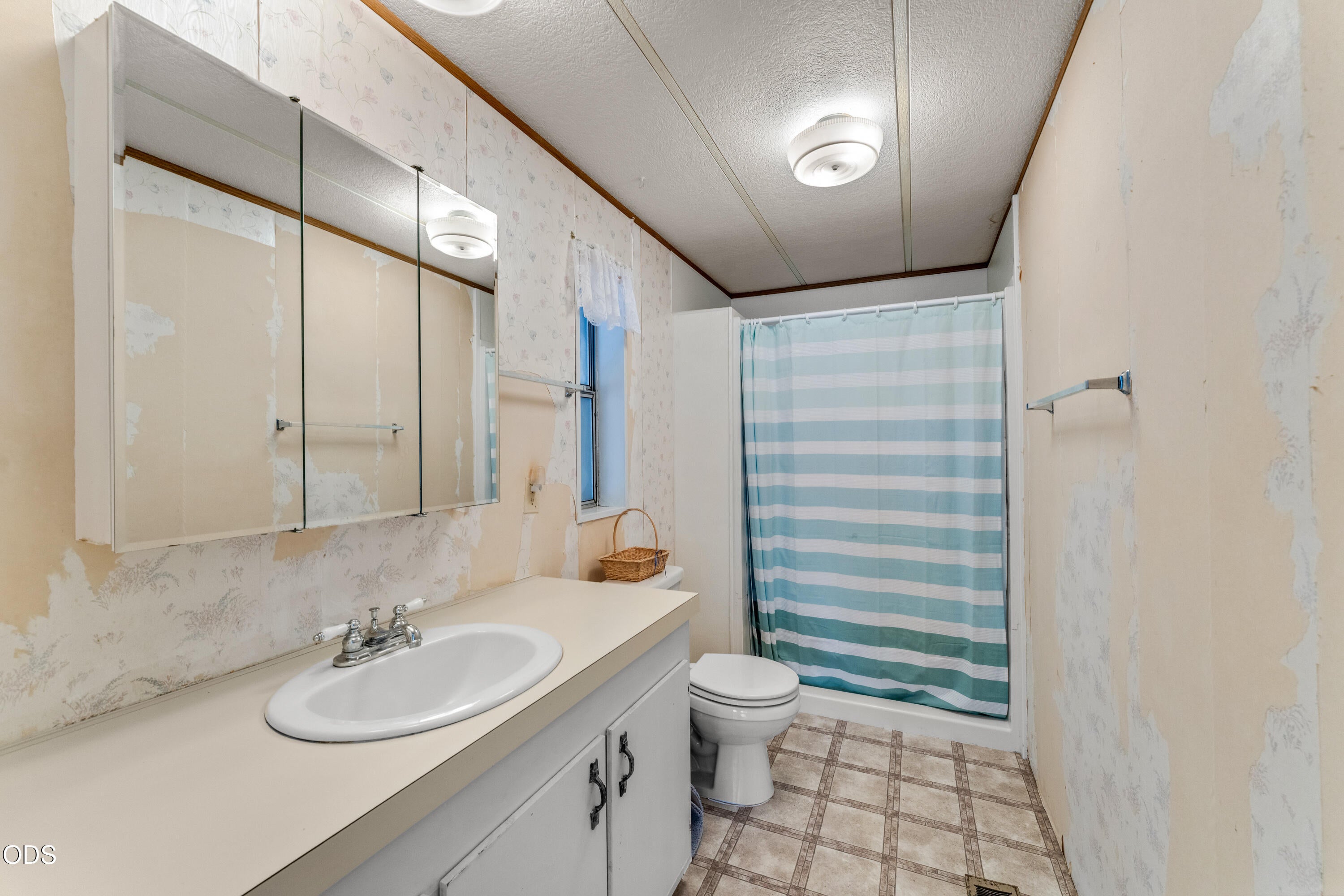 415 Whiteridge Road Grants Pass, OR 97527 - Photo 10 of 30 Gallery Image 10