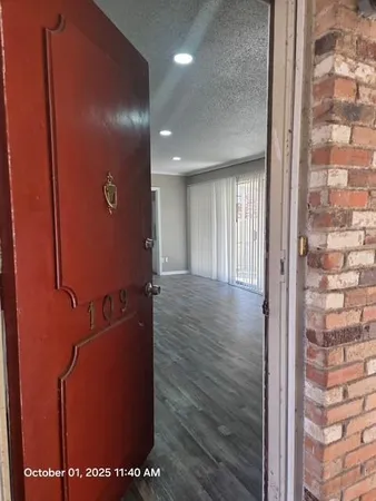 $2,200 | 7812 Royal Lane, Unit C, Dallas, TX 75230