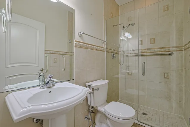 $789,000 | 200 Ahmed Court, Glendale Heights, IL 60139