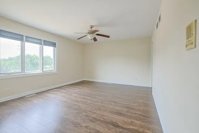 $789,000 | 200 Ahmed Court, Glendale Heights, IL 60139