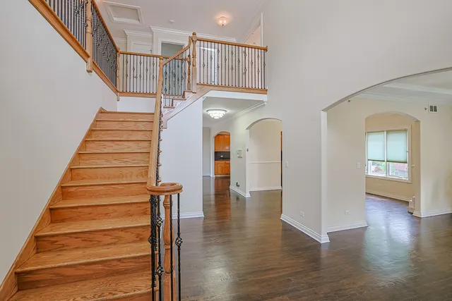 $789,000 | 200 Ahmed Court, Glendale Heights, IL 60139