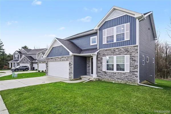 $400,000 | 7294 River Rock Drive, Davison, MI 48423