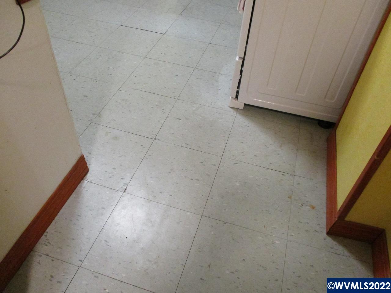 719 Southwest 4th Street Corvallis, OR 97333 - Photo 11 of 29