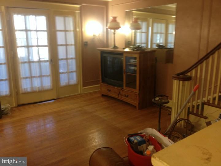 1116 East Rittenhouse Street Philadelphia, PA 19138 - Photo 6 of 25