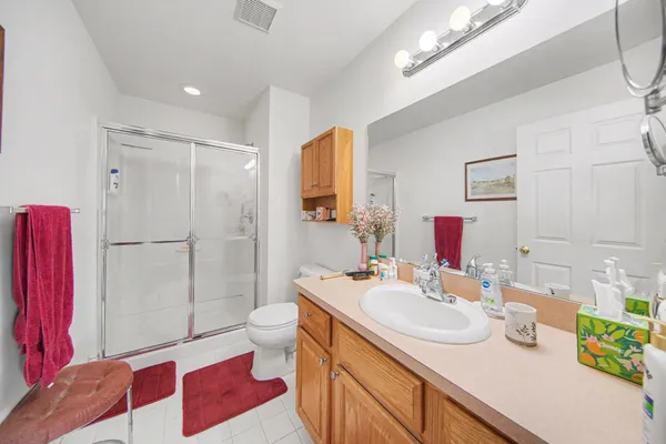 $320,000 | 2672 Ambassador Drive, Ypsilanti, MI 48198