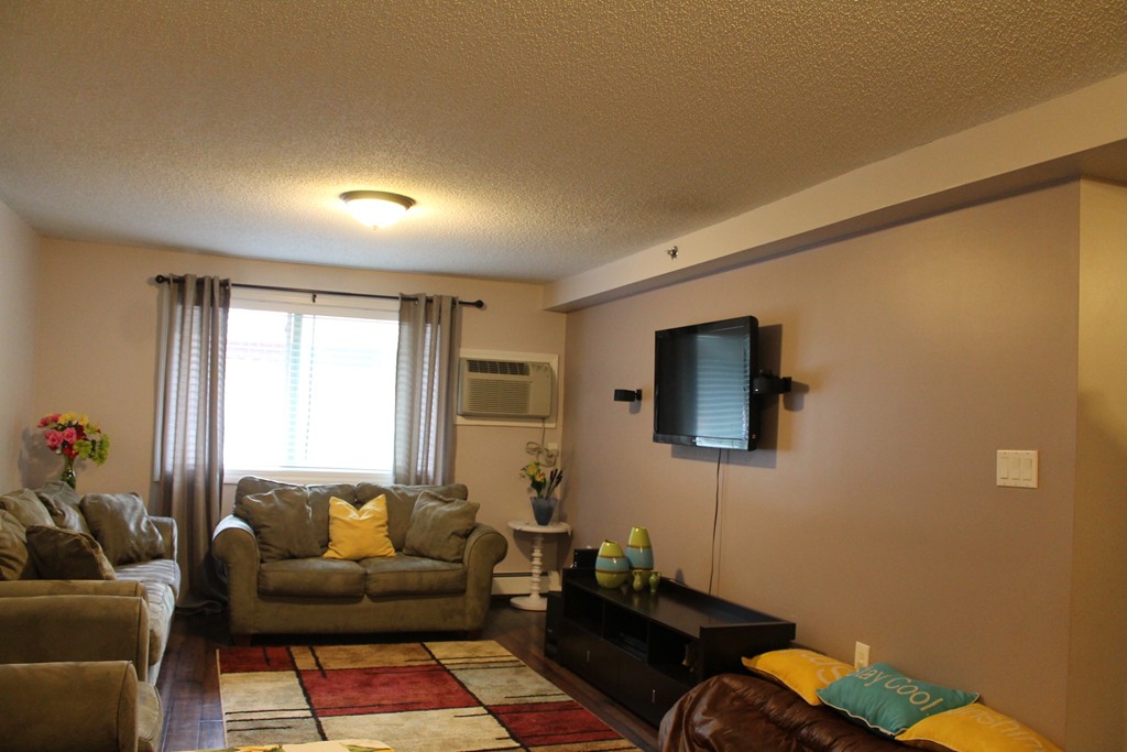 688 Boston Post Road East, Unit 200 Marlborough, MA 01752 - Photo 5 of 16 Gallery Image 5