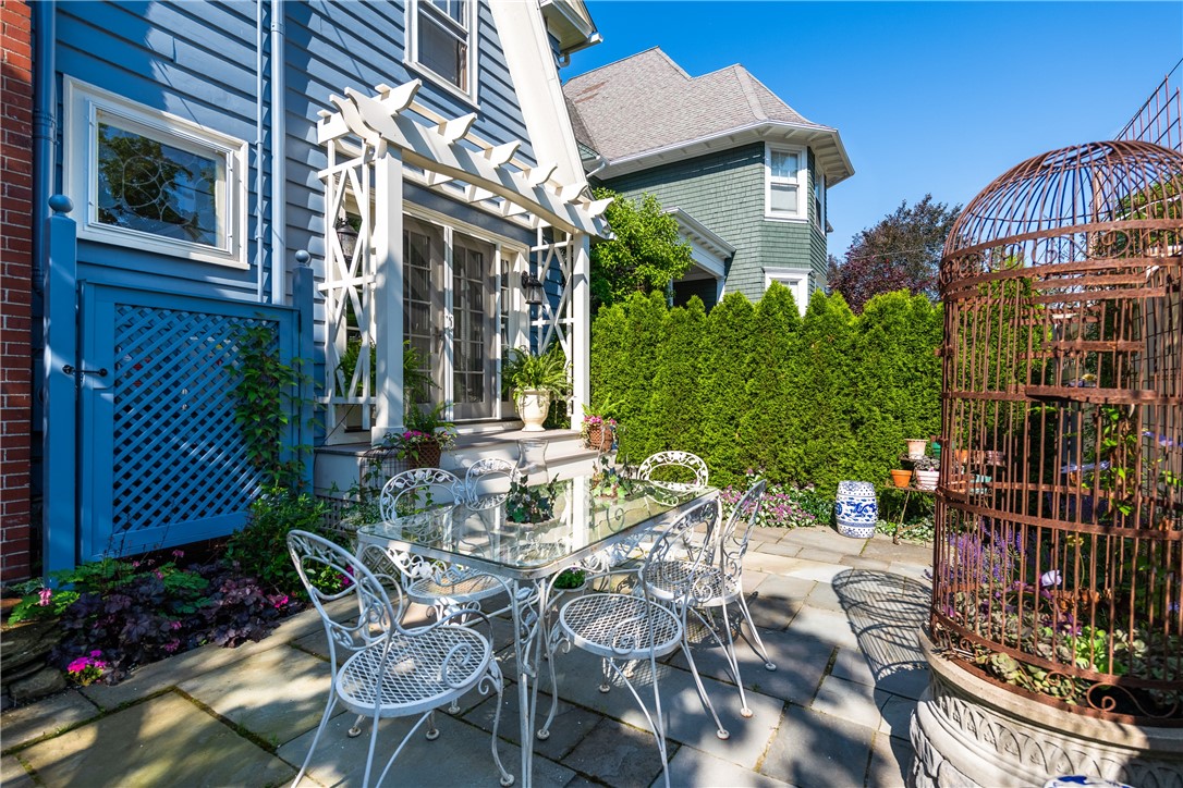 92 Ivy Street Providence, RI 02906 - Photo 24 of 50