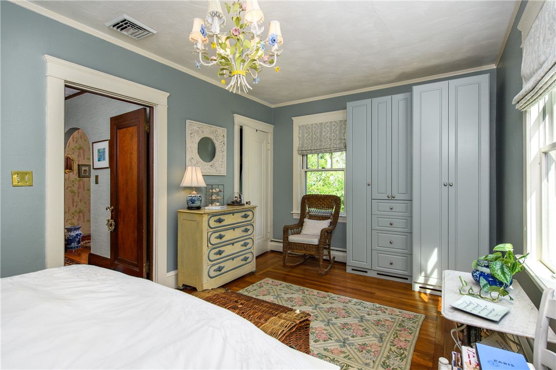 92 Ivy Street Providence, RI 02906 - Photo 31 of 50