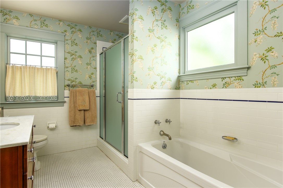 92 Ivy Street Providence, RI 02906 - Photo 32 of 50