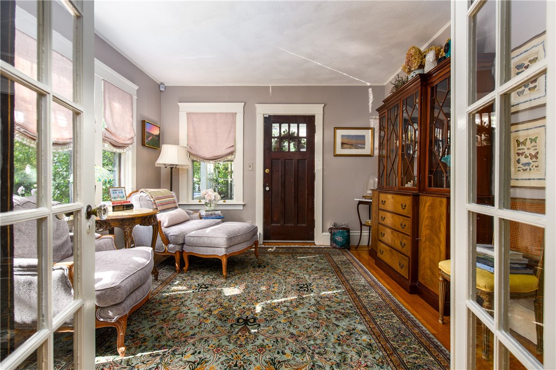 92 Ivy Street Providence, RI 02906 - Photo 9 of 50