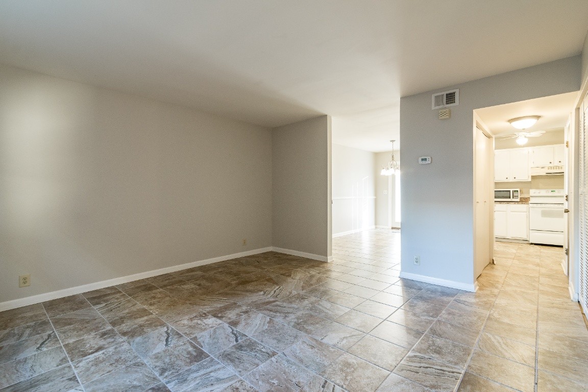 370 Wallace Road, Unit C5 Nashville, TN 37211 - Photo 6 of 28 Gallery Image 6