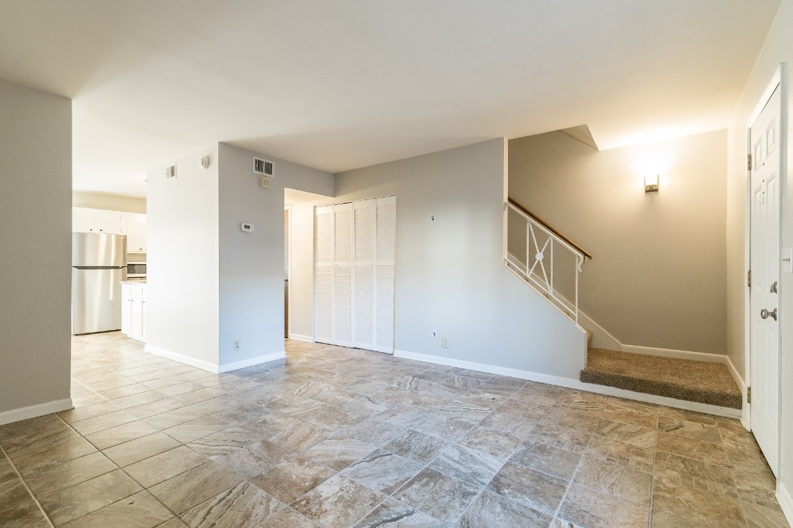370 Wallace Road, Unit C5 Nashville, TN 37211 - Photo 7 of 28 Gallery Image 7