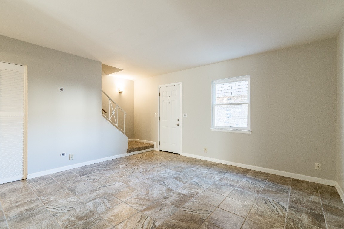 370 Wallace Road, Unit C5 Nashville, TN 37211 - Photo 8 of 28 Gallery Image 8
