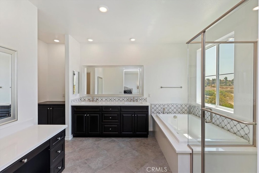 30573 Mulberry Court Temecula, CA 92591 - Photo 36 of 62 PRIMARY BATHROOM