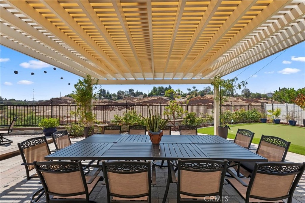 30573 Mulberry Court Temecula, CA 92591 - Photo 44 of 62 PATIO TABLE INCLUDED