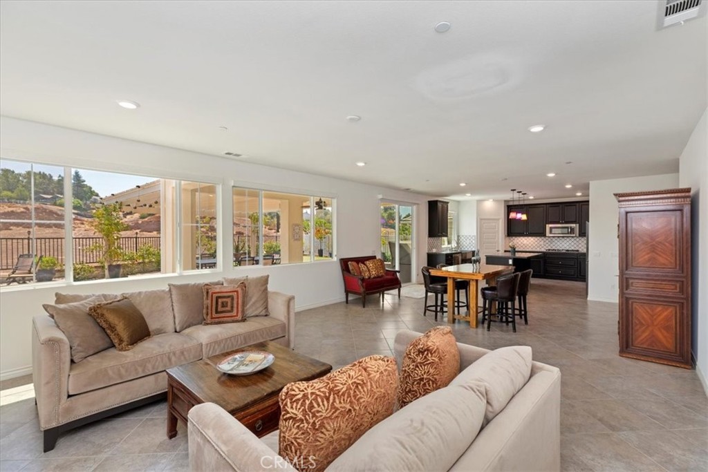 30573 Mulberry Court Temecula, CA 92591 - Photo 10 of 62 WINDOWS WITH VIEWS