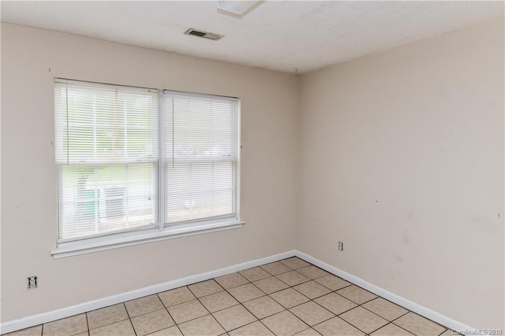 2903 Fairglen Road Charlotte, NC 28269 - Photo 19 of 26