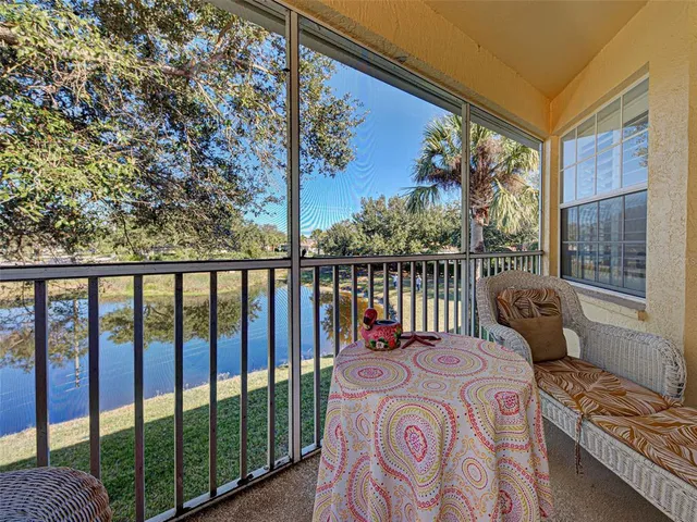 $325,000 | 703 Casa Del Lago Way, Unit 703, Venice, FL 34292