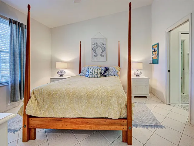 $325,000 | 703 Casa Del Lago Way, Unit 703, Venice, FL 34292