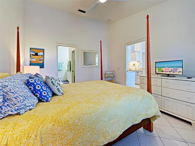 $325,000 | 703 Casa Del Lago Way, Unit 703, Venice, FL 34292