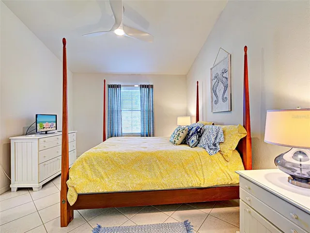 $325,000 | 703 Casa Del Lago Way, Unit 703, Venice, FL 34292