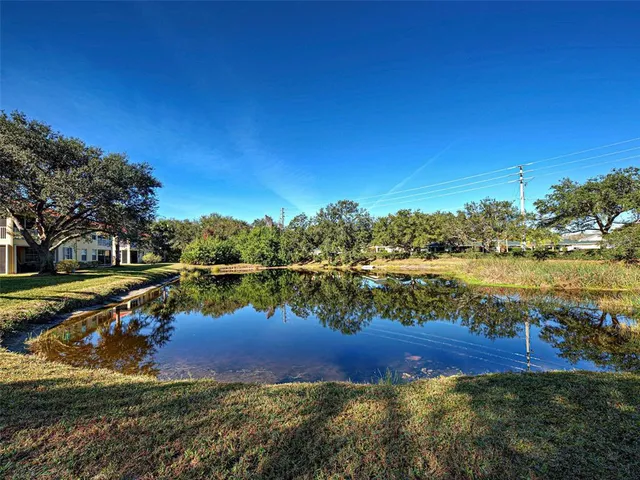 $325,000 | 703 Casa Del Lago Way, Unit 703, Venice, FL 34292