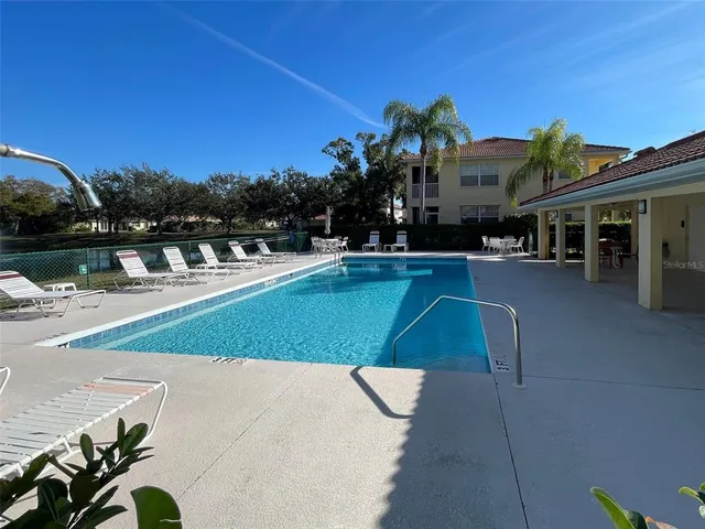 $325,000 | 703 Casa Del Lago Way, Unit 703, Venice, FL 34292