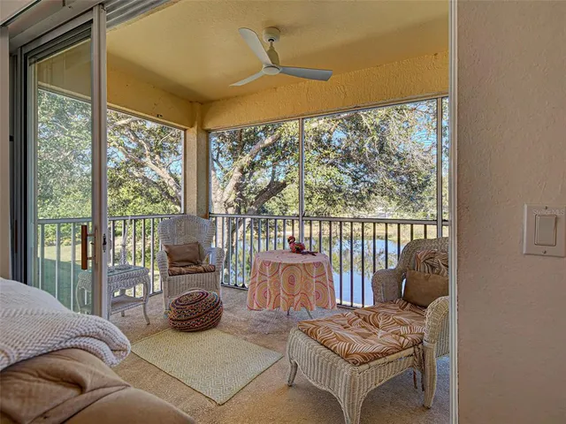 $325,000 | 703 Casa Del Lago Way, Unit 703, Venice, FL 34292