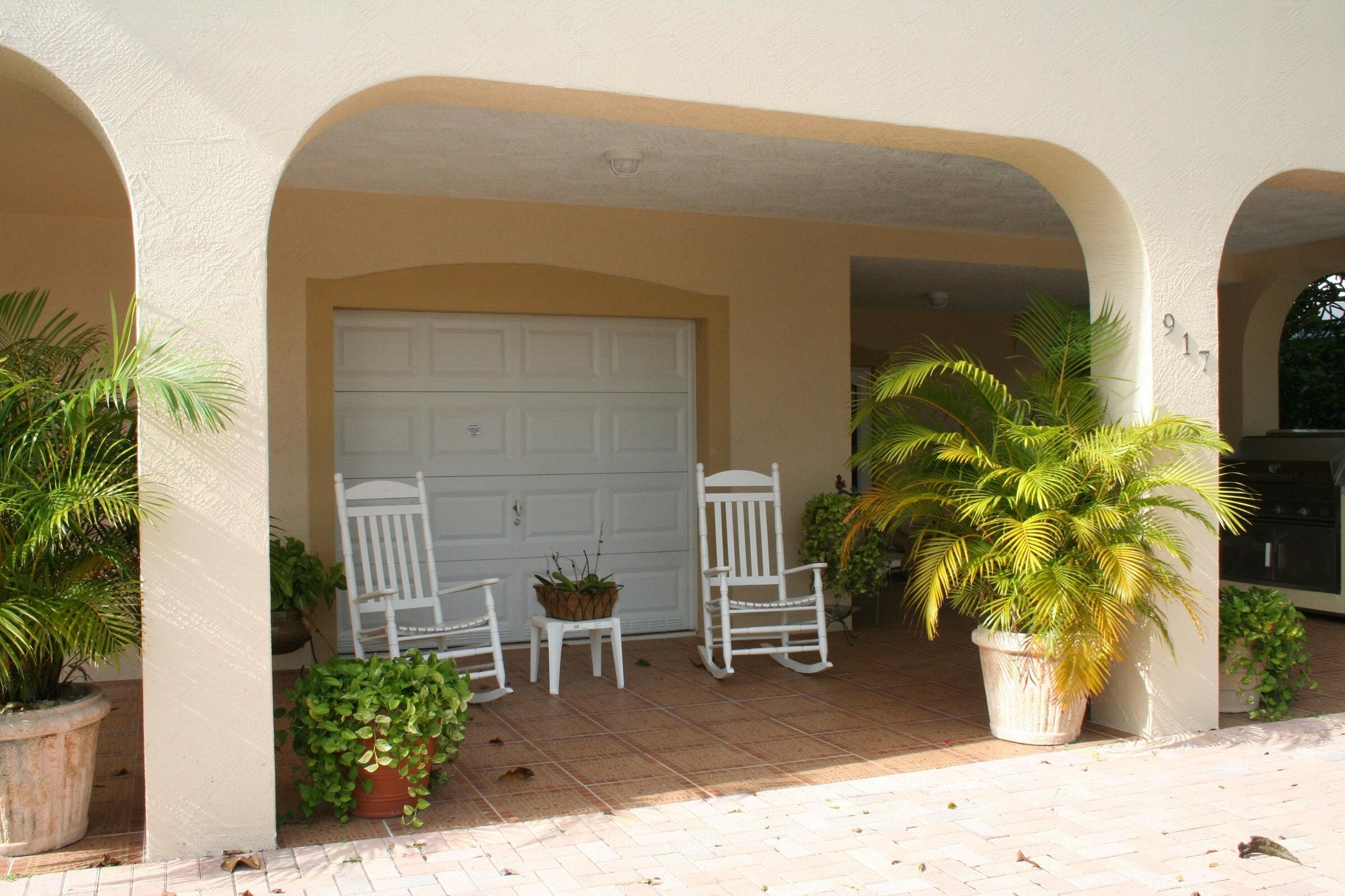 917 Red Bird Road Key Largo, FL 33037 - Photo 2 of 21 20160120154459531111000000-o