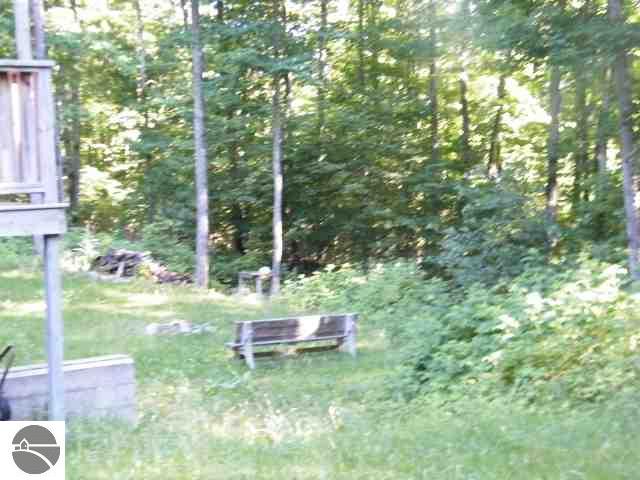 3155 King Road East Jordan, MI 49727 - Photo 7 of 25 1737294-6.JPG