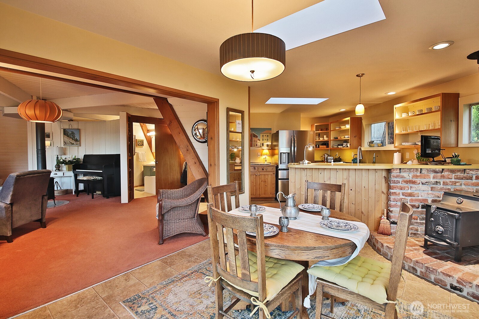 5536 Mutiny Sands Road Freeland, WA 98249 - Photo 6 of 40 Gallery Image 6