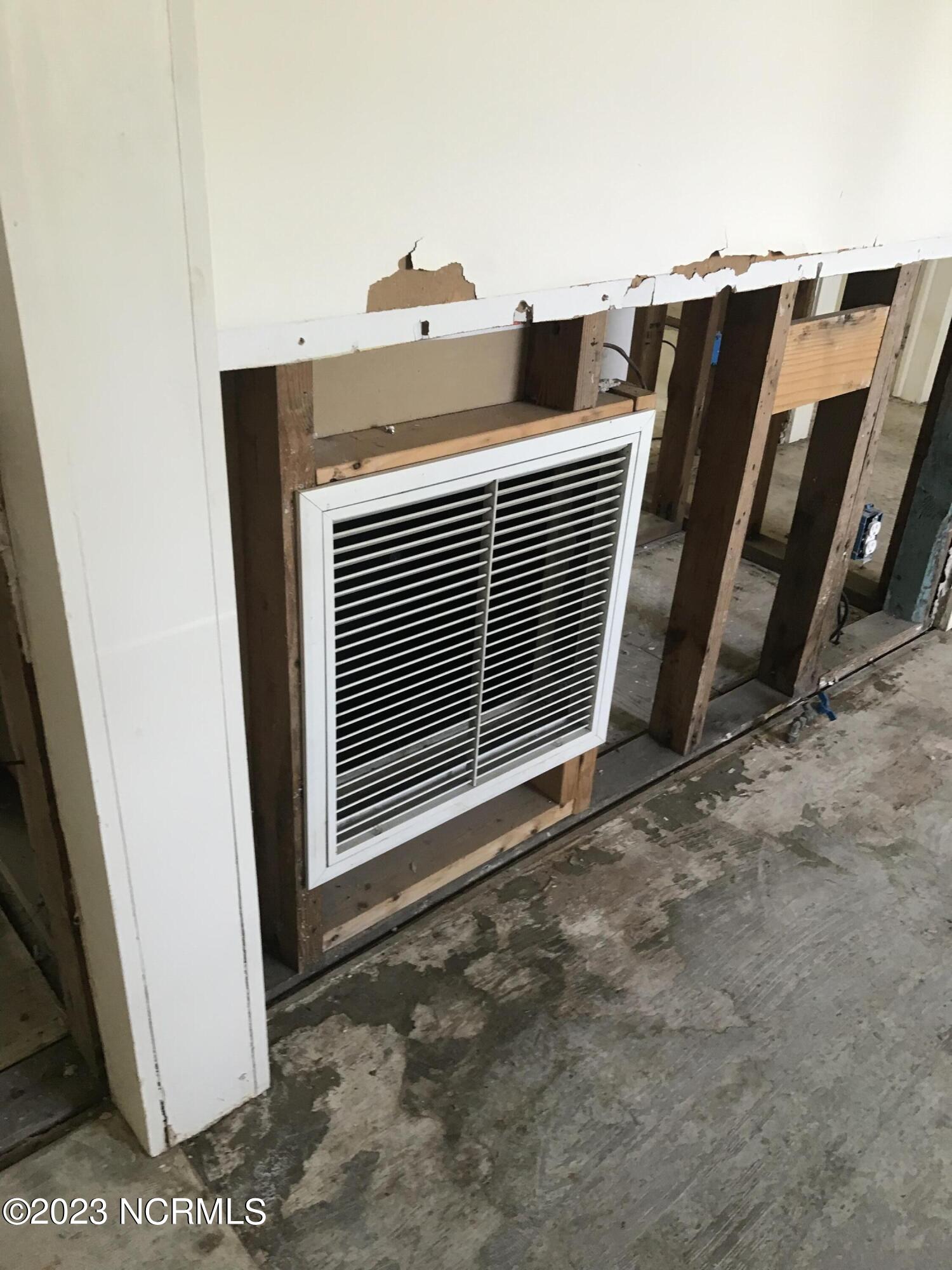 12445 Highway 117 Wallace, NC 28466 - Photo 12 of 36 68753BB4-908C-4FD6-AD6C-4407BD5584B7