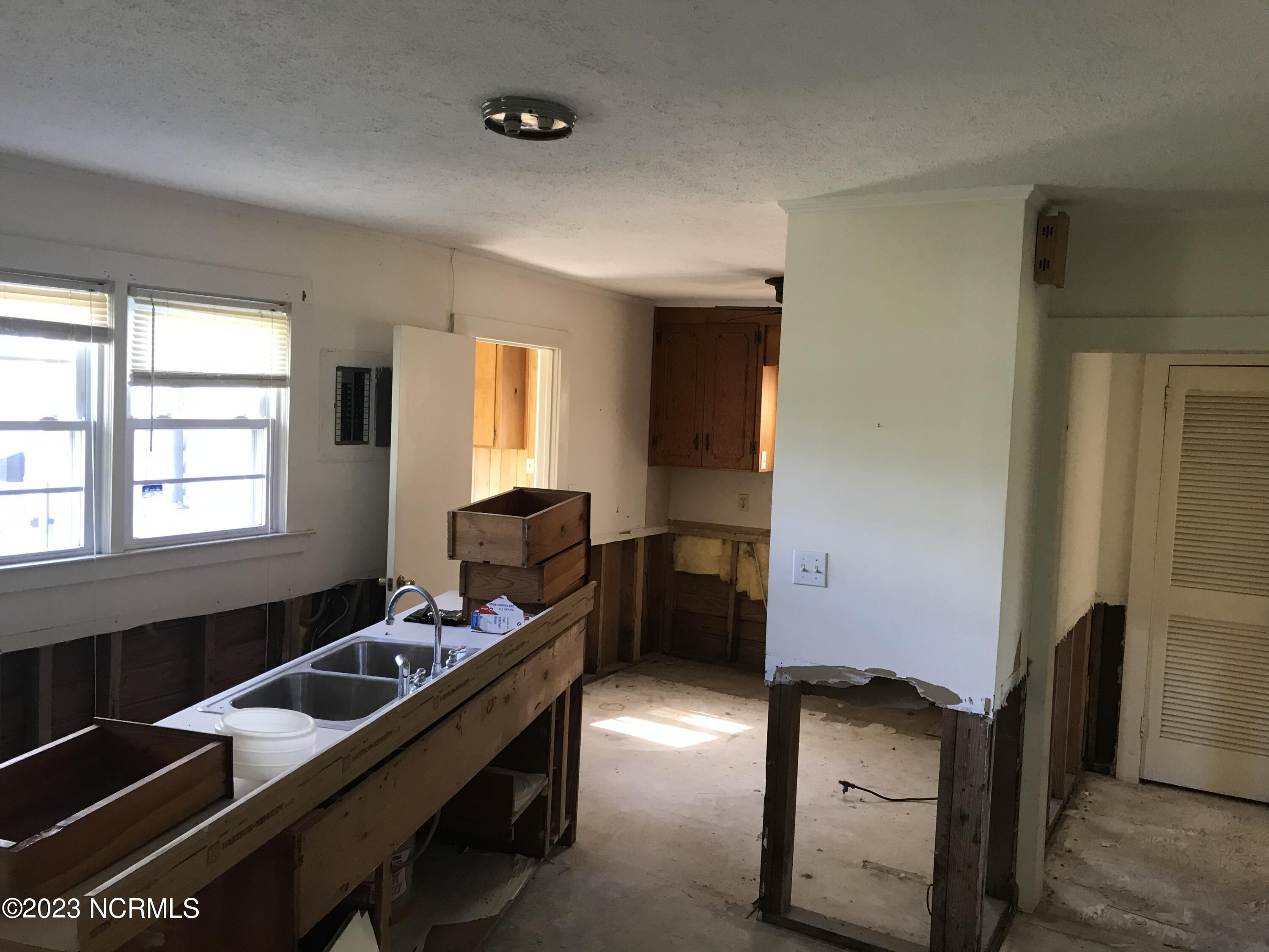 12445 Highway 117 Wallace, NC 28466 - Photo 19 of 36 BDAED008-6626-4684-8B18-0114180D7719