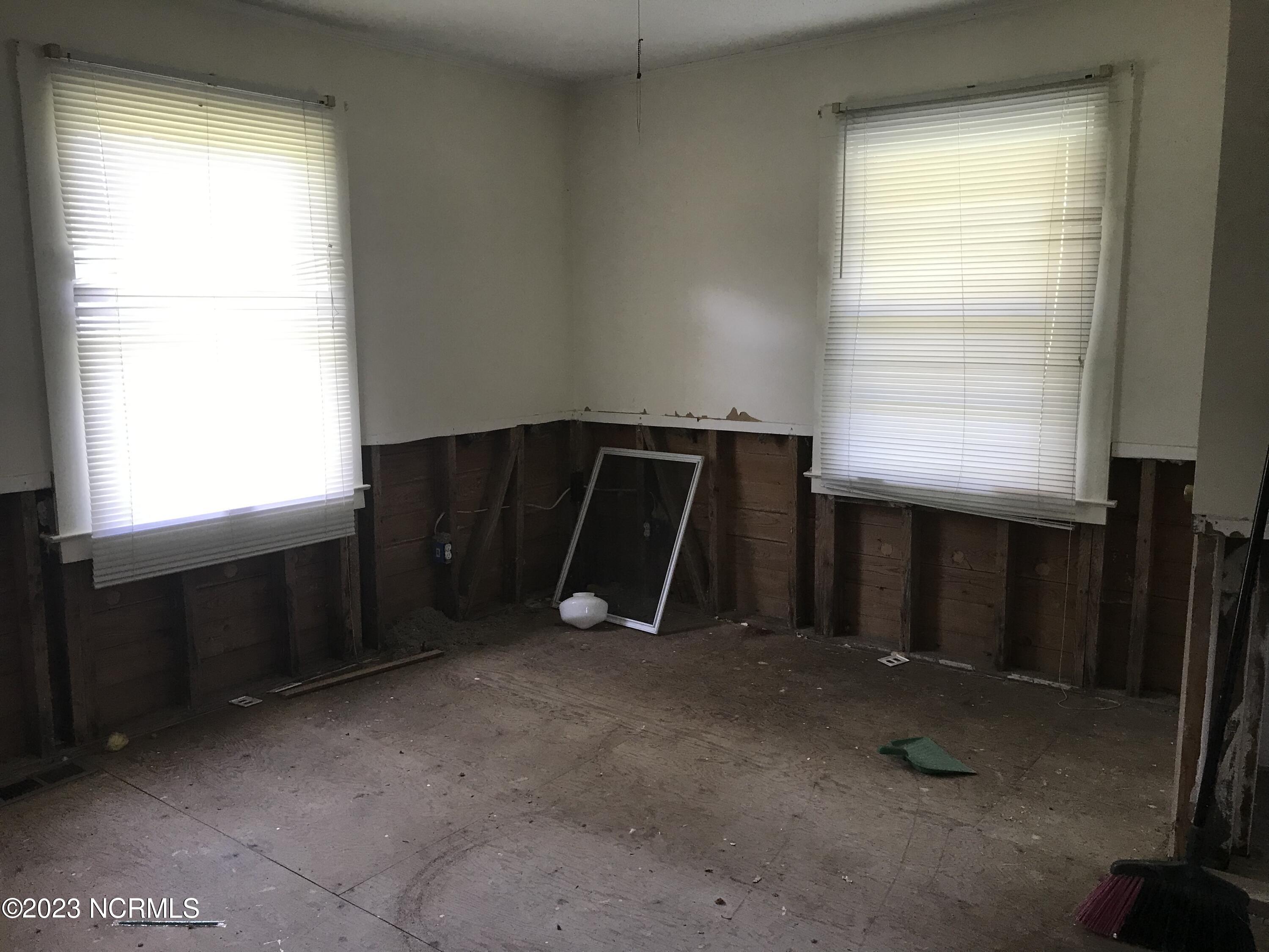 12445 Highway 117 Wallace, NC 28466 - Photo 22 of 36 9EA61FB6-DB80-4D04-A253-7D43AD8801B1