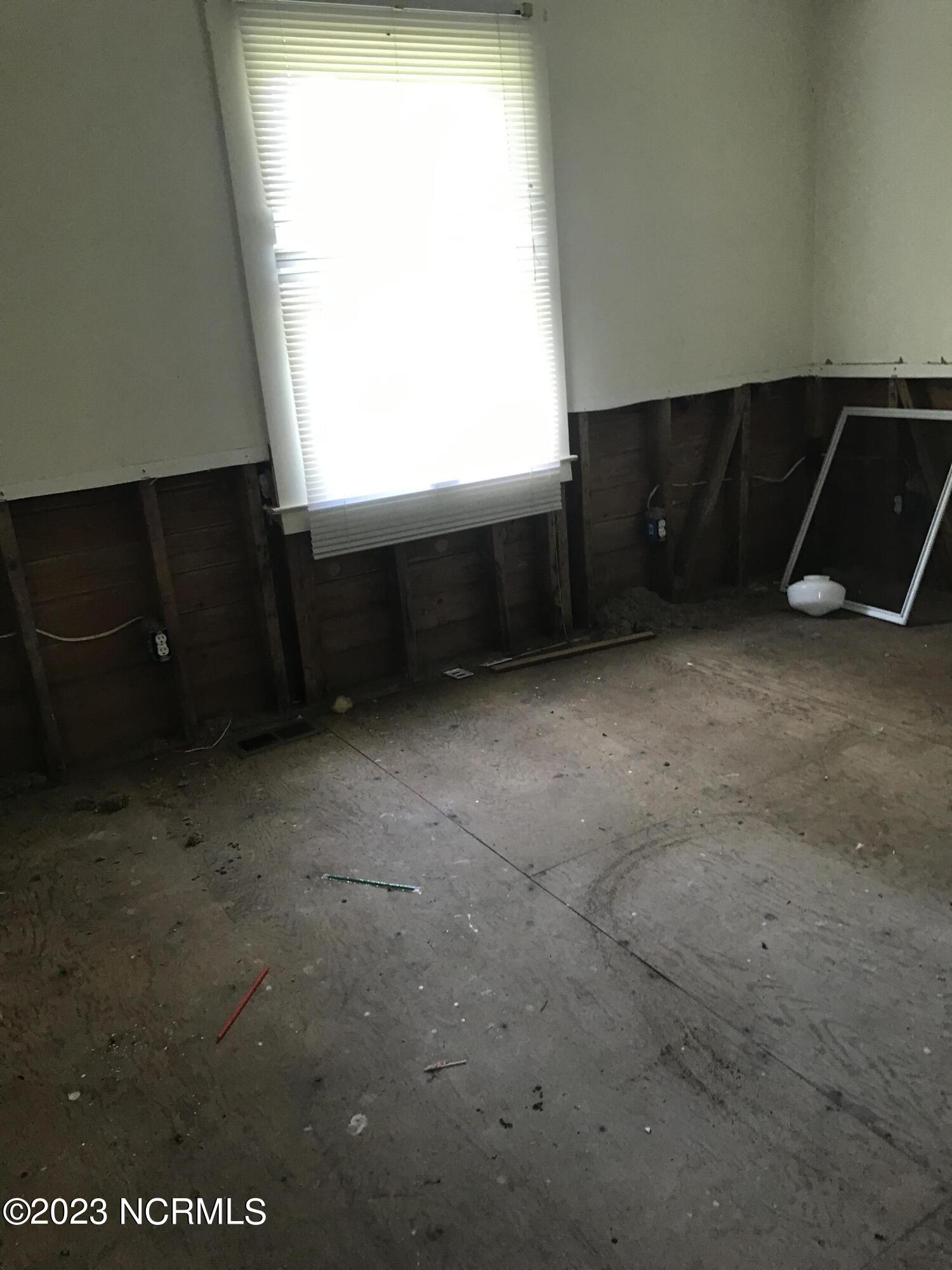 12445 Highway 117 Wallace, NC 28466 - Photo 26 of 36 36A3F579-BC44-4248-92A5-F0EB610DD6BE