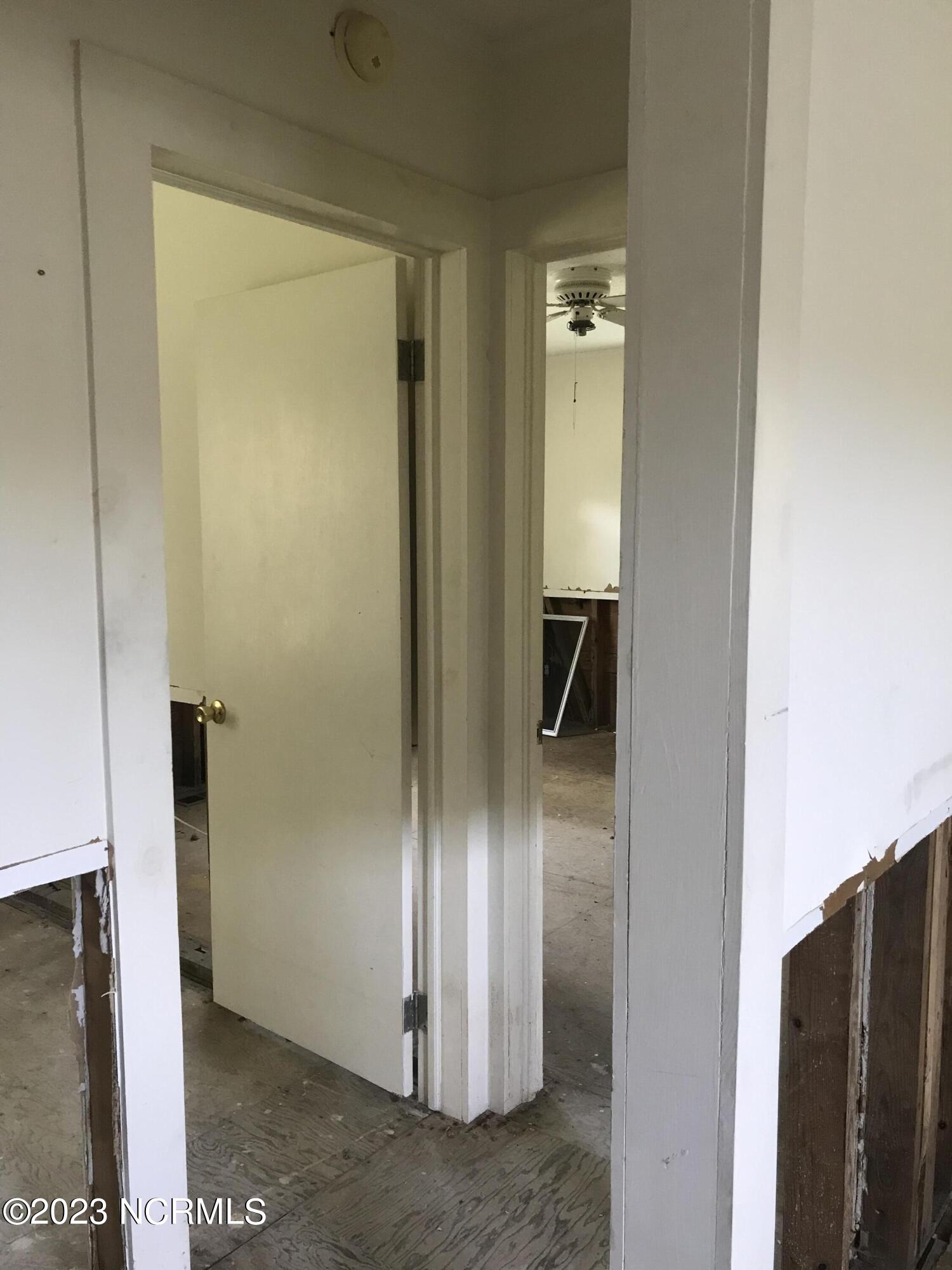 12445 Highway 117 Wallace, NC 28466 - Photo 27 of 36 D68E2700-DF57-4C97-AF05-96988162EE27