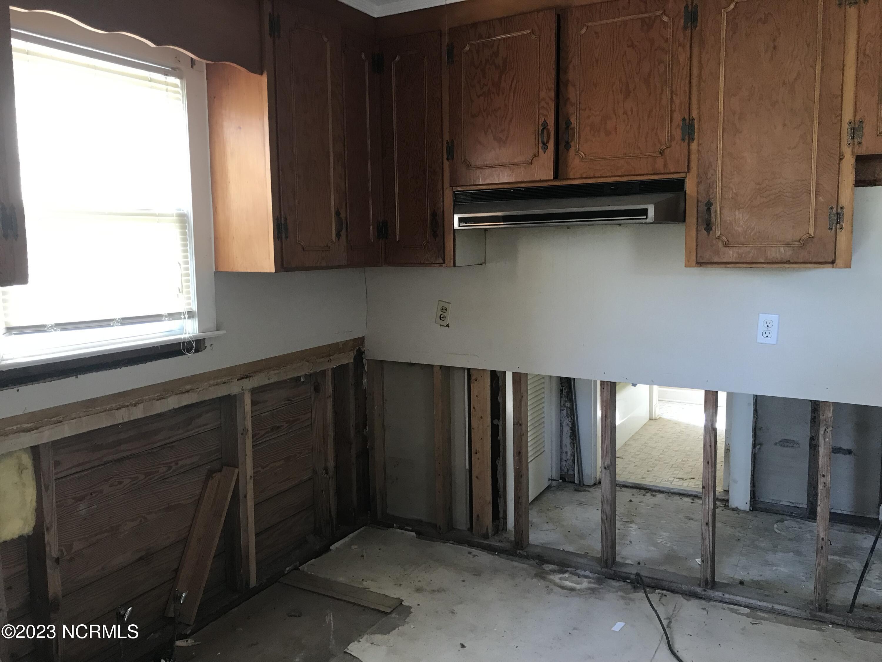 12445 Highway 117 Wallace, NC 28466 - Photo 3 of 36 E1BE0558-817A-4930-A9E9-50D80DBA8E14