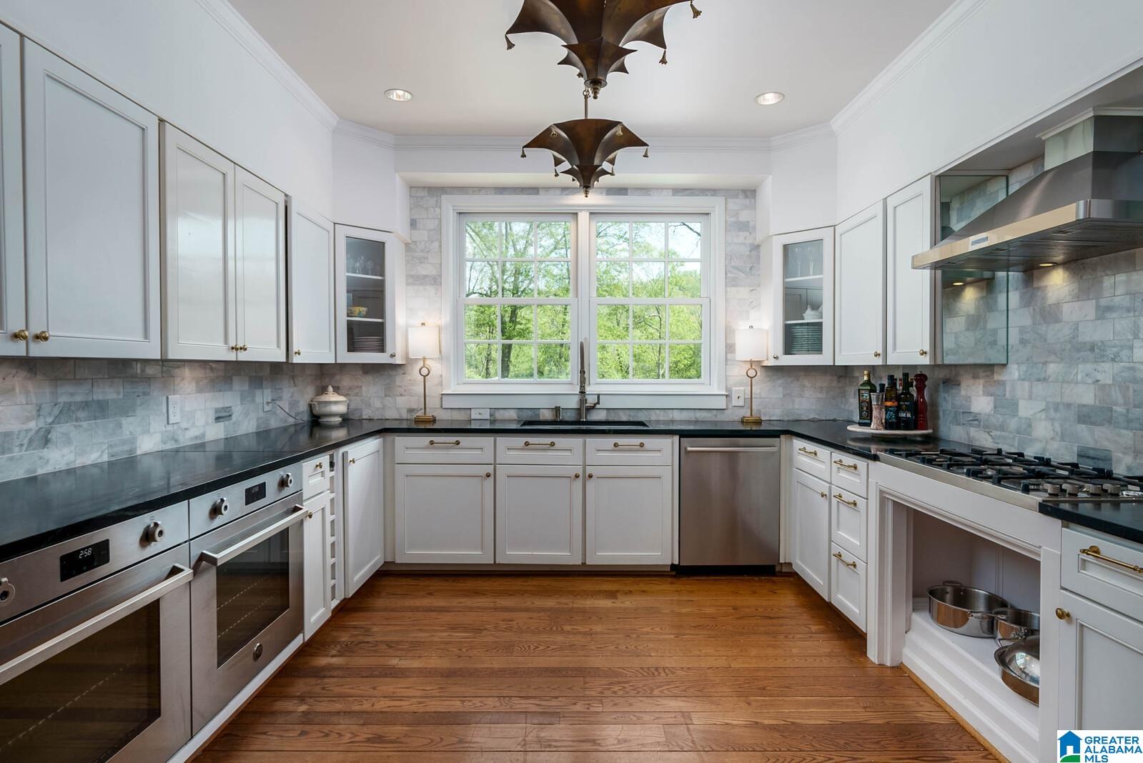 3258 Dell Road Birmingham, AL 35223 - Photo 14 of 52