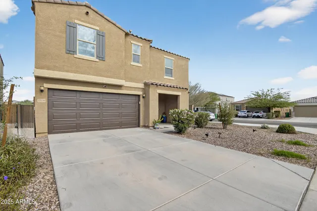 $2,500 | 12526 West Palmaire Avenue, Glendale, AZ 85307