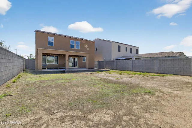 $2,500 | 12526 West Palmaire Avenue, Glendale, AZ 85307