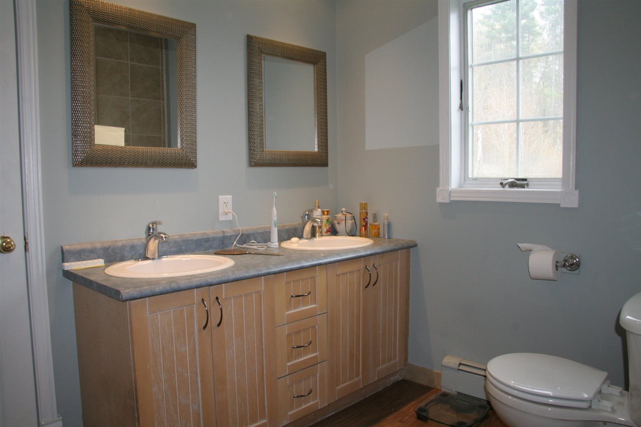 1016 Hawkins Road Danville, VT 05828 - Photo 26 of 40 Gallery Image 26