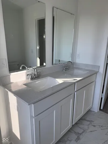 $2,250 | 15122 Farrington Way, Fishers, IN 46037